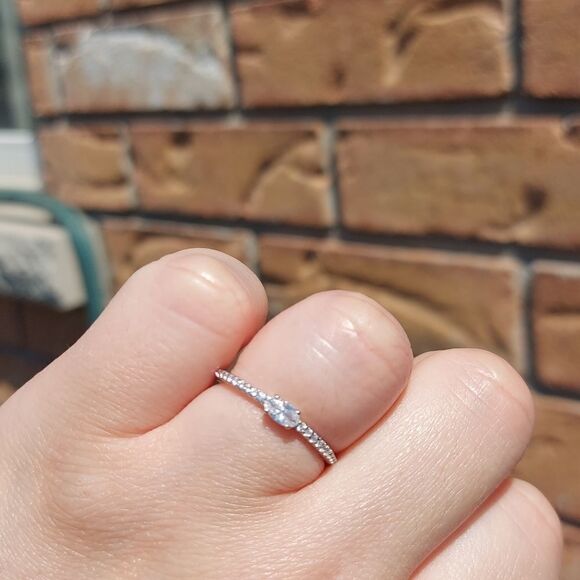 925 Silver Platinum Plated Love Ring - Picture 3 of 6